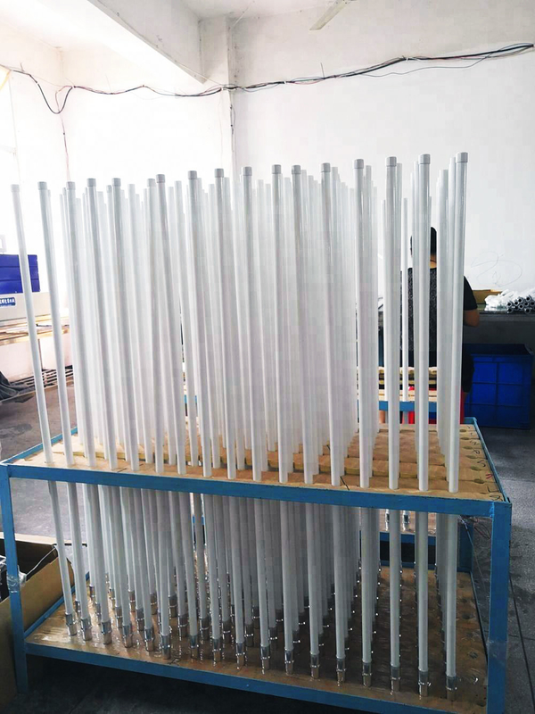 Micro-coaxkabelassemblage 20345-015T-32R met 15 pinnen, met een 0,4 mm pitch en een horizontaal paringstype microcoax