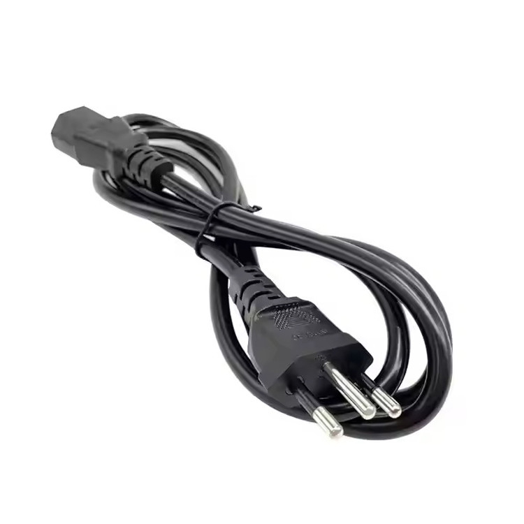 RY IEC Brazilië stroomkabel 1-15p 5-15p PVC-materiaal Op maat gemaakt 1M 1.5M 2M 3M 5M Inclusief gestript stroomkabel