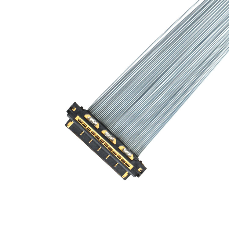 Micro coaxiale kabeltoepassing met KEL XSL20-48S 0,25 mm pitch, 44AWG en 46AWG