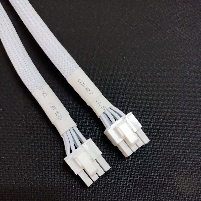Witte gesleevede PCIe voedingskabel vrouwelijk naar dubbele 8P(6+2)pin mannelijke GPU VGA voedingskabel met 16AWG/18AWG en 20cm lengte